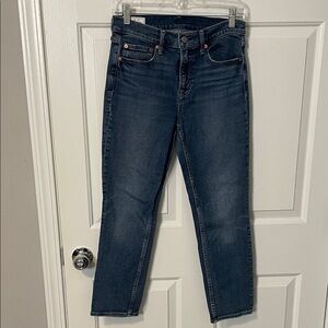 GAP Vintage Slim Mid Rise 28 6R Womens Denim Jeans